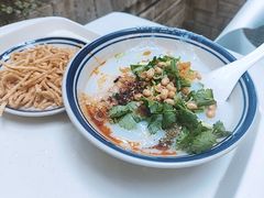 -正南齐北·老街糯米团(洪崖洞店)