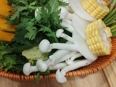 -椰子湾·海南火锅·糟粕醋·椰子鸡(正大广场店)