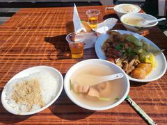 -猪脚洪隆江猪脚饭