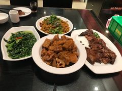 -刘胖子家常菜·蹄花焖藕(中南店)
