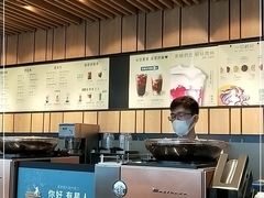 -星巴克(广州南站A18检票口楼上)