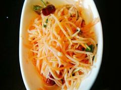 -鸣记脆皮烤鱼·海鲜烤鱼(三八广场店)