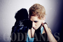 god hands4388鍓湰-God Hands发型设计复古会所