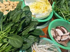 -重庆鸡公煲·青锅花椒鱼(牡丹江路店)