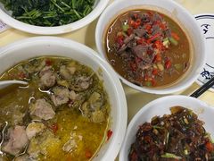 -笨罗卜浏阳菜馆(太平街店)
