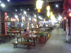 -食上东新街美食街区(民乐新都会店)