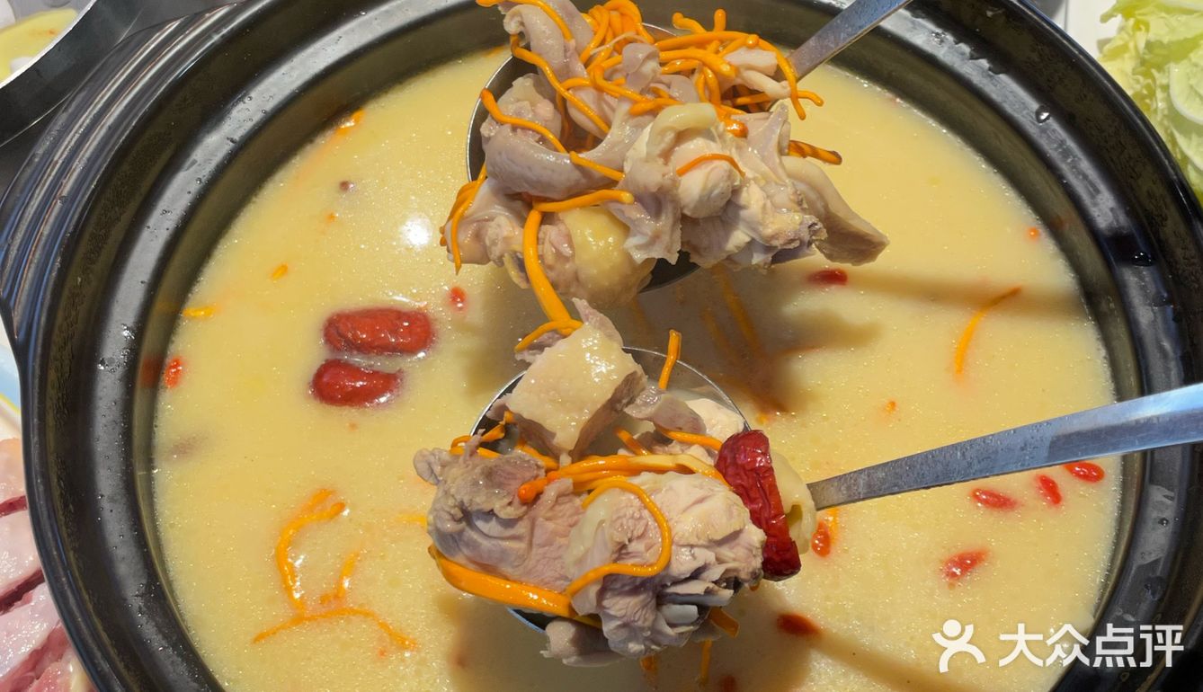 在广州！吃到巨巨巨好吃的猪肚鸡✌🏻️