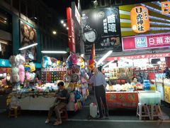 -六合夜市