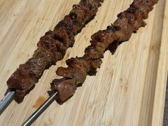 东口羊肉串-东口码头·烧鸽子·鱼头泡饼·地方菜(金鹰悦城店)