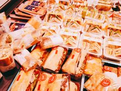 -巴黎贝甜(大宁国际商业广场店)