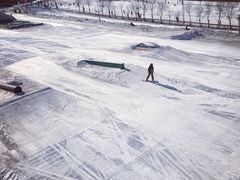 -辽阳弓长岭温泉滑雪场