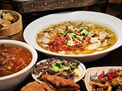 -肖四女乐山跷脚牛肉(滨江天街店)