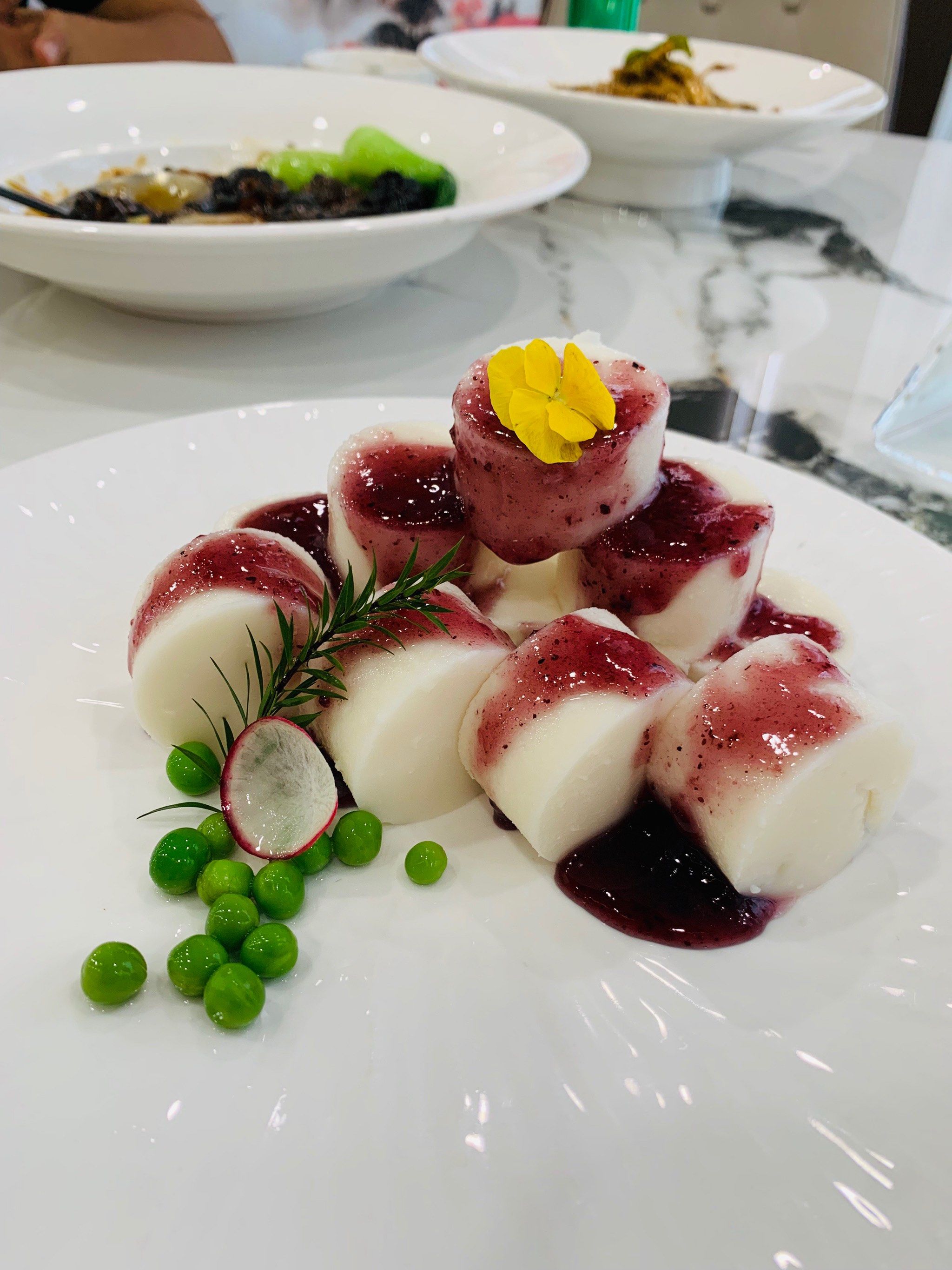 酒悦楼-不一样的蓝莓山药!不一样的糖醋里脊!