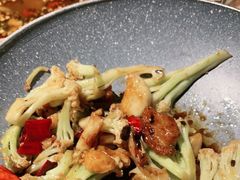 -初蓉丨遇见新川菜(亲贤街荣耀店)