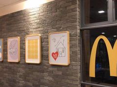 -麦当劳(石坝服务区店)