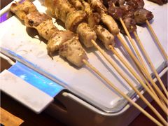 烤鲜嫩鸡腿肉-龙头烤羊排•烤全羊•精酿扎啤(厦滘店)