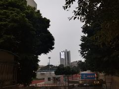 -燕子岗体育场