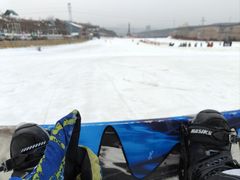 -采薇庄园四季滑雪场
