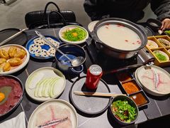 -牛牛和牛海鲜粥底火锅(长虹国际城店)