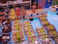 -巴黎贝甜(华堂新辰汇店)