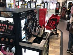 -日上免税行(浦东机场五店)