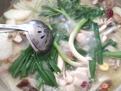 -姚记抚仙湖石锅鱼庄