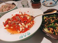 -费大厨辣椒炒肉(高铁吾悦广场店)