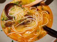 -百春原湖南牛肉粉(百联世纪店)