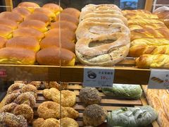 -BROAD面包路·欧式面包(龙湖时代C馆店)