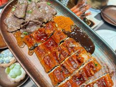 -云顶旋转自助景观餐厅