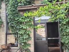 -出走咖啡·面包(宋庄店)
