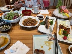 -花和海鲜自助(梅江店)