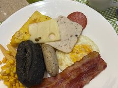 -亮马河饭店翠雅咖啡厅