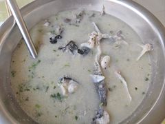 -雪湖煜辰鱼头老店(雪野湖店)