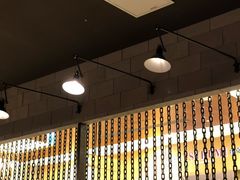 -晶华冠军牛肉面坊