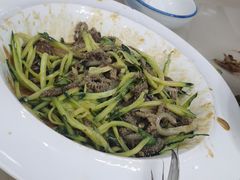 -老码头黑皮肘子锅包肉(文政街店)