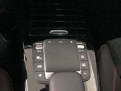 -杭州中升之星奔驰4S店(滨江店)