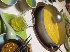 -洪氏嗨捞·猪肚鸡火锅(阳光天地店)