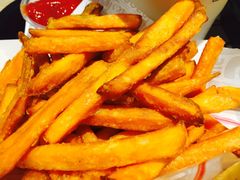 -The Habit Burger Grill 哈比特汉堡(爱琴海店)