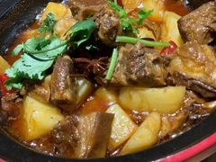 -有红鸡毛店·川菜(建设路店)