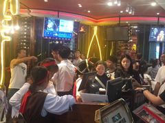 等位区-四海一家自助餐(益田假日广场店)