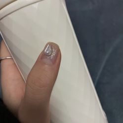 点击看大图 -孔雀手美甲美睫护理