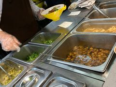 自助取餐区-黔真牛原汤牛肉粉