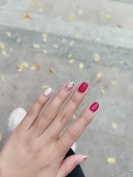 -进巍美甲美睫店