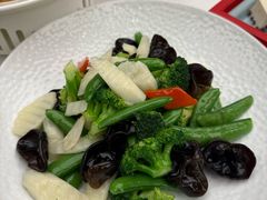 -品海楼·大连海胆锅贴馆(东港店)