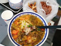 -鸿兴面馆馄饨小笼(稻香店)