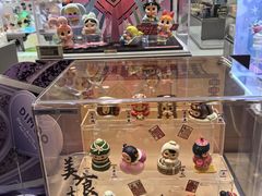 -泡泡玛特POPMART(蓝色港湾店)