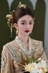 -艾米丽婚纱礼服