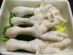 -宽板凳老灶火锅(台湾街店)