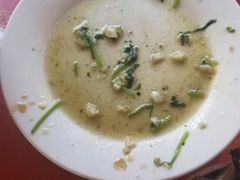 -明月食府(二区干二路店)